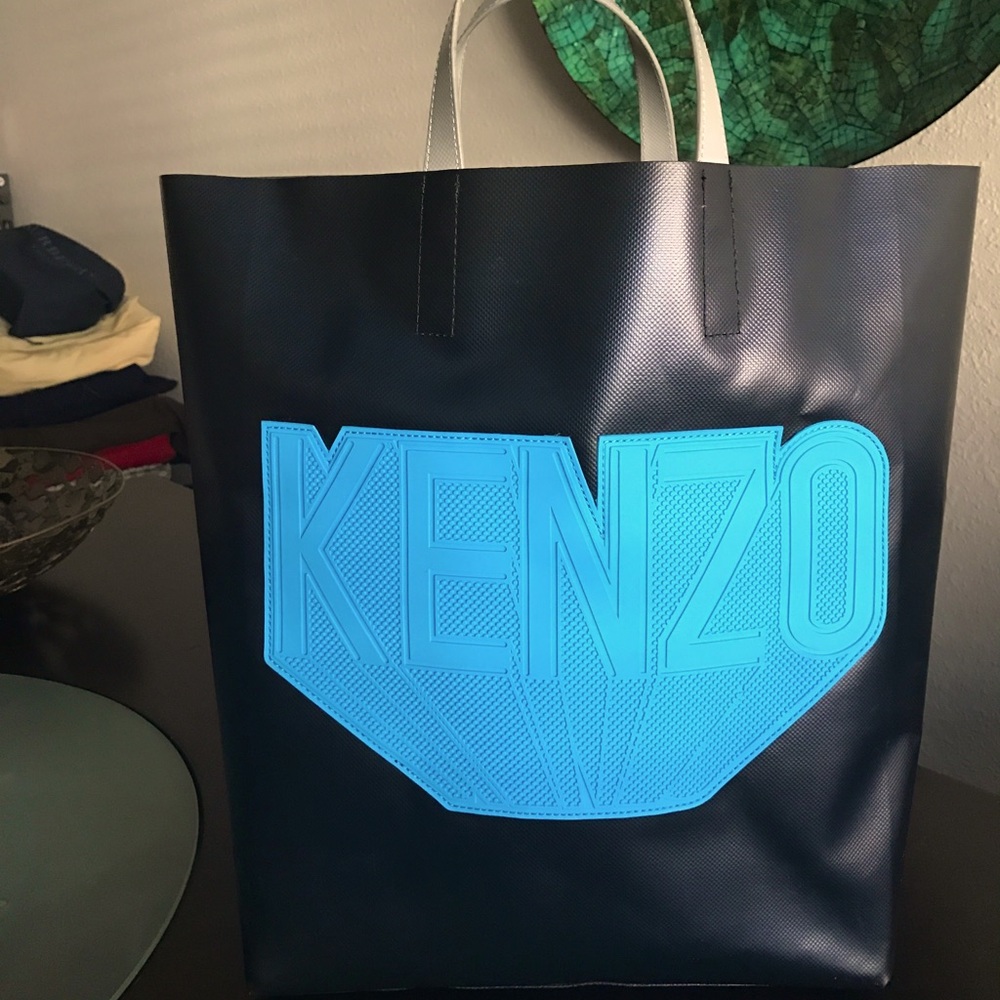 Kenzo Paris Men’s Polyurethane Black with logo print Tote